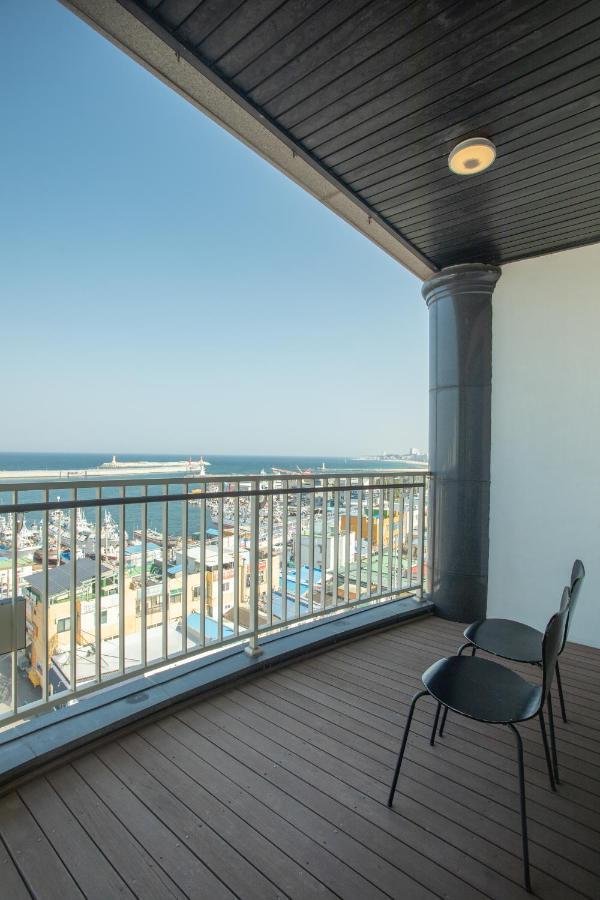 Winners Hotel Gangneung Exterior foto