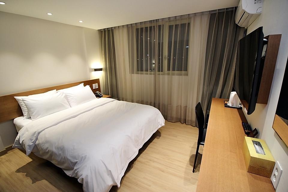 Winners Hotel Gangneung Exterior foto